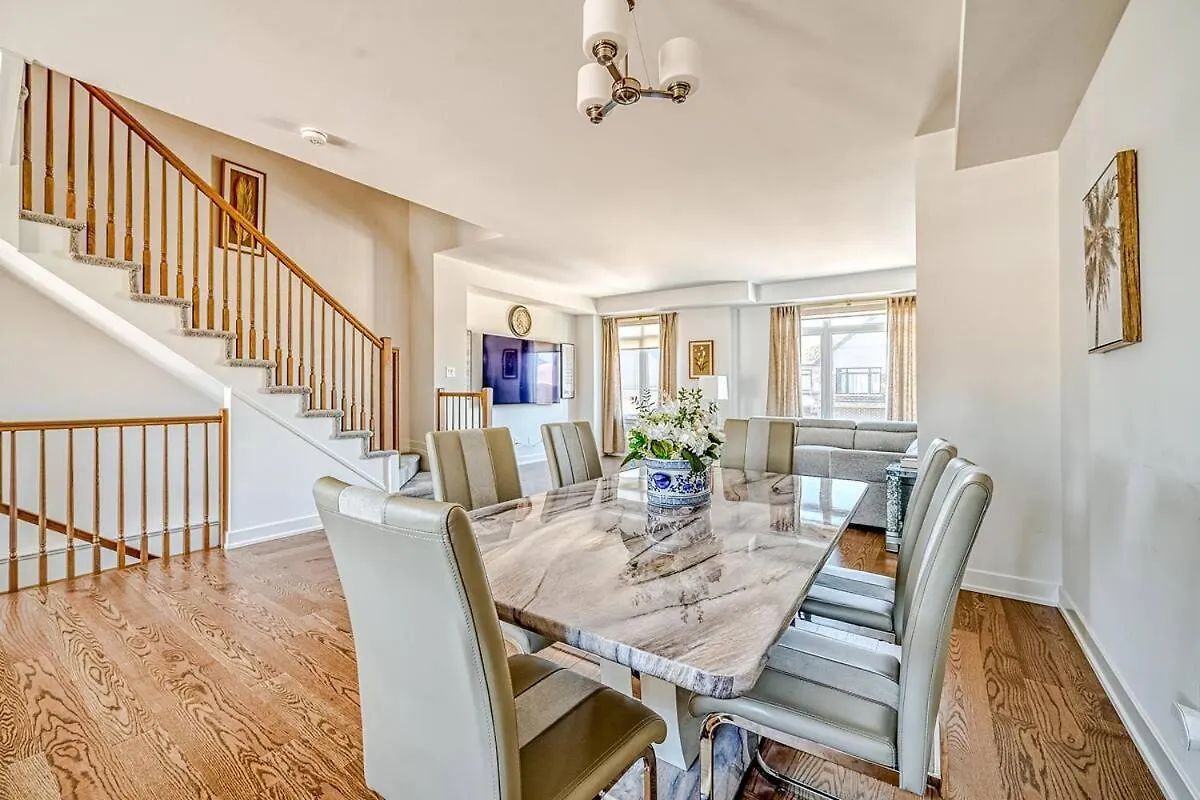 Tranquil Enclave Villa Ottawa